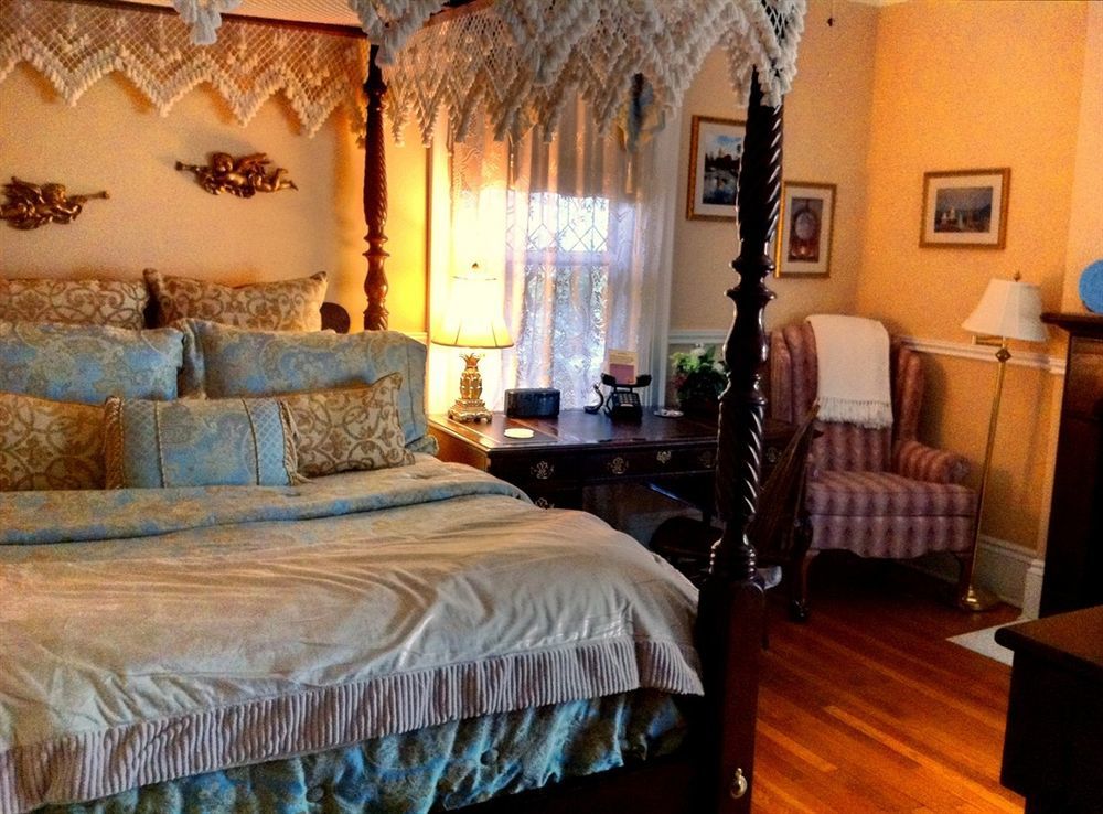 Brass Pineapple Inn Charleston Zewnętrze zdjęcie